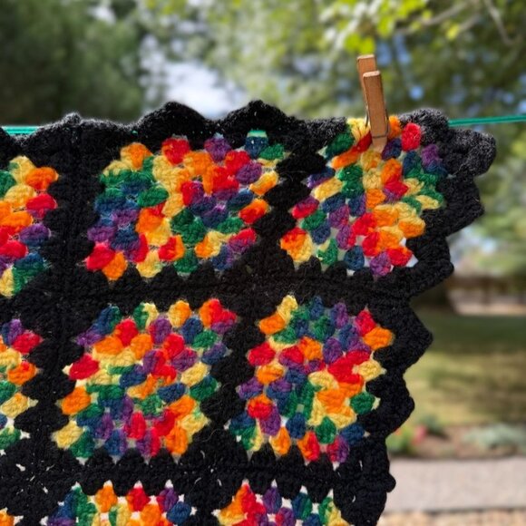 Vintage Black Rainbow Granny Square Afghan Throw 53" X 35" Handmade Crochet - Picture 7 of 10